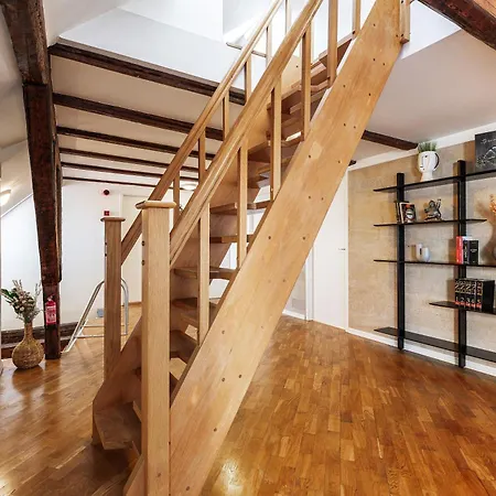 Airhome - Travel Soul タリン