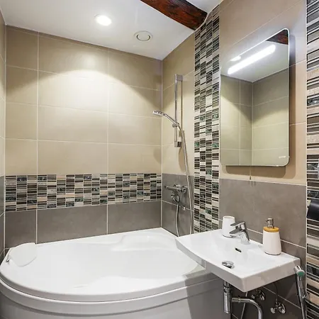 Airhome - Travel Soul * Tallinn