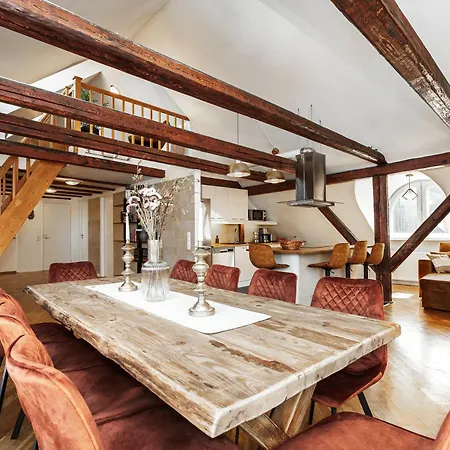 Airhome - Travel Soul * Tallinn